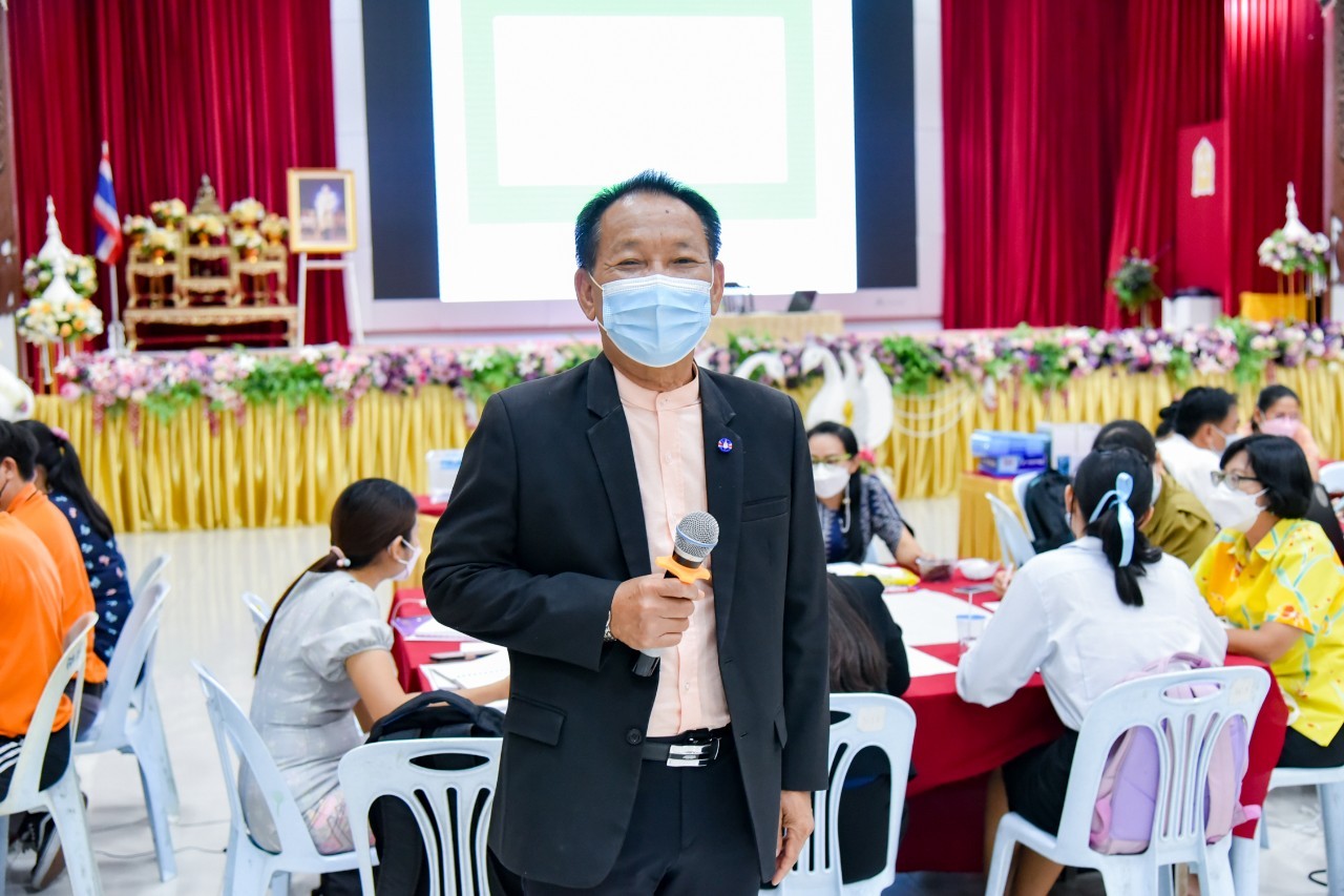 LINE_ALBUM_ประชุมปฏิบัติการ การจัดทำแผนพัฒนาการ_6