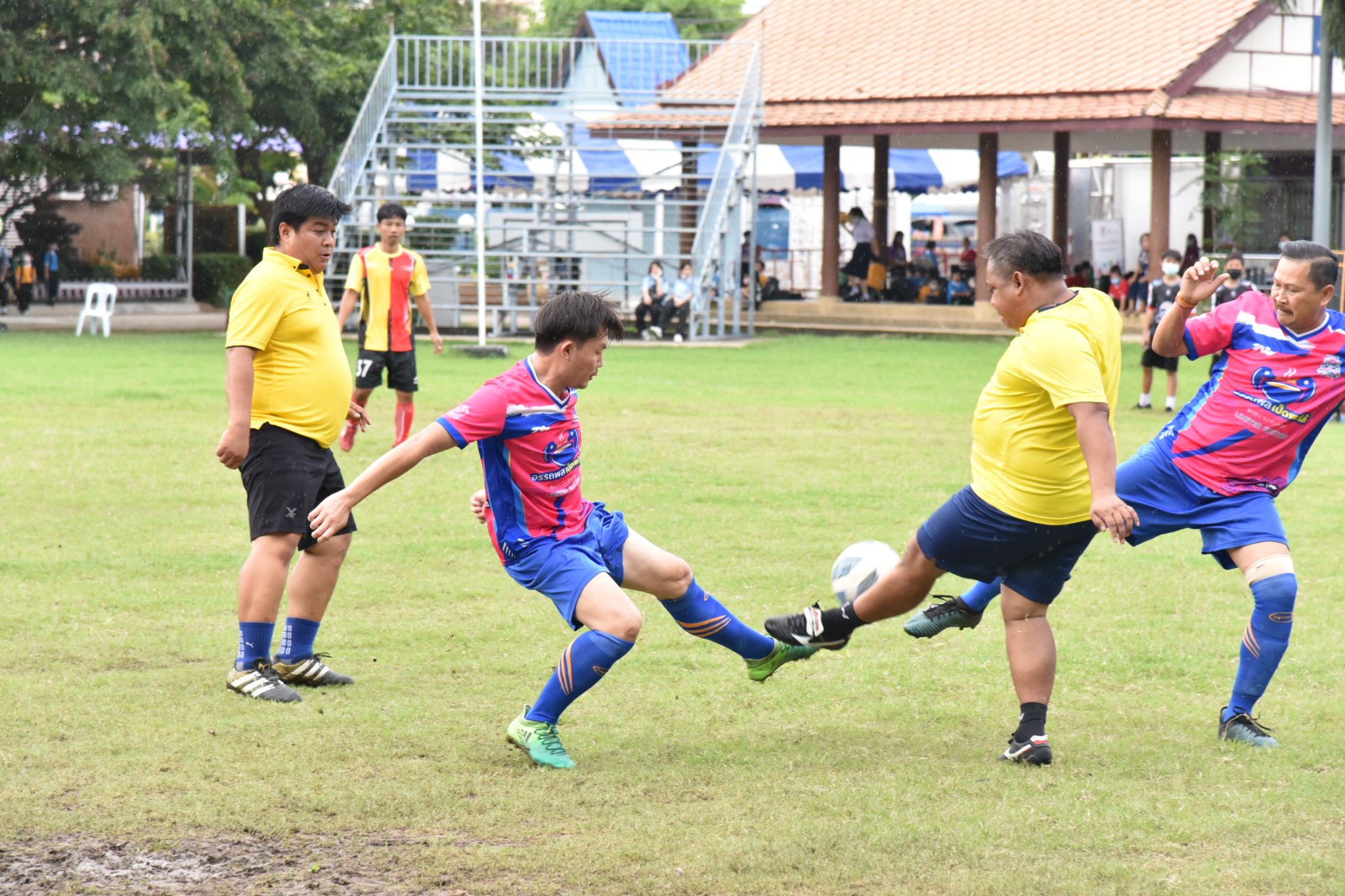 297511535_3348800472115335_4365788536886372439_n