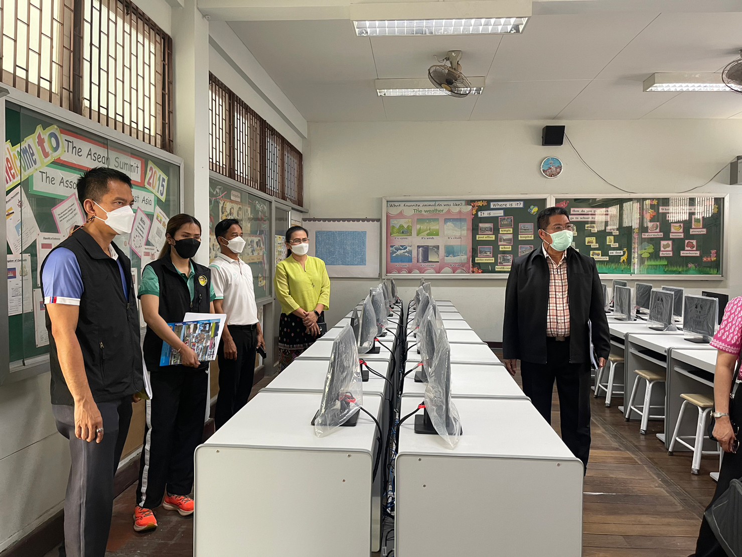 LINE_ALBUM_22366_230323_9