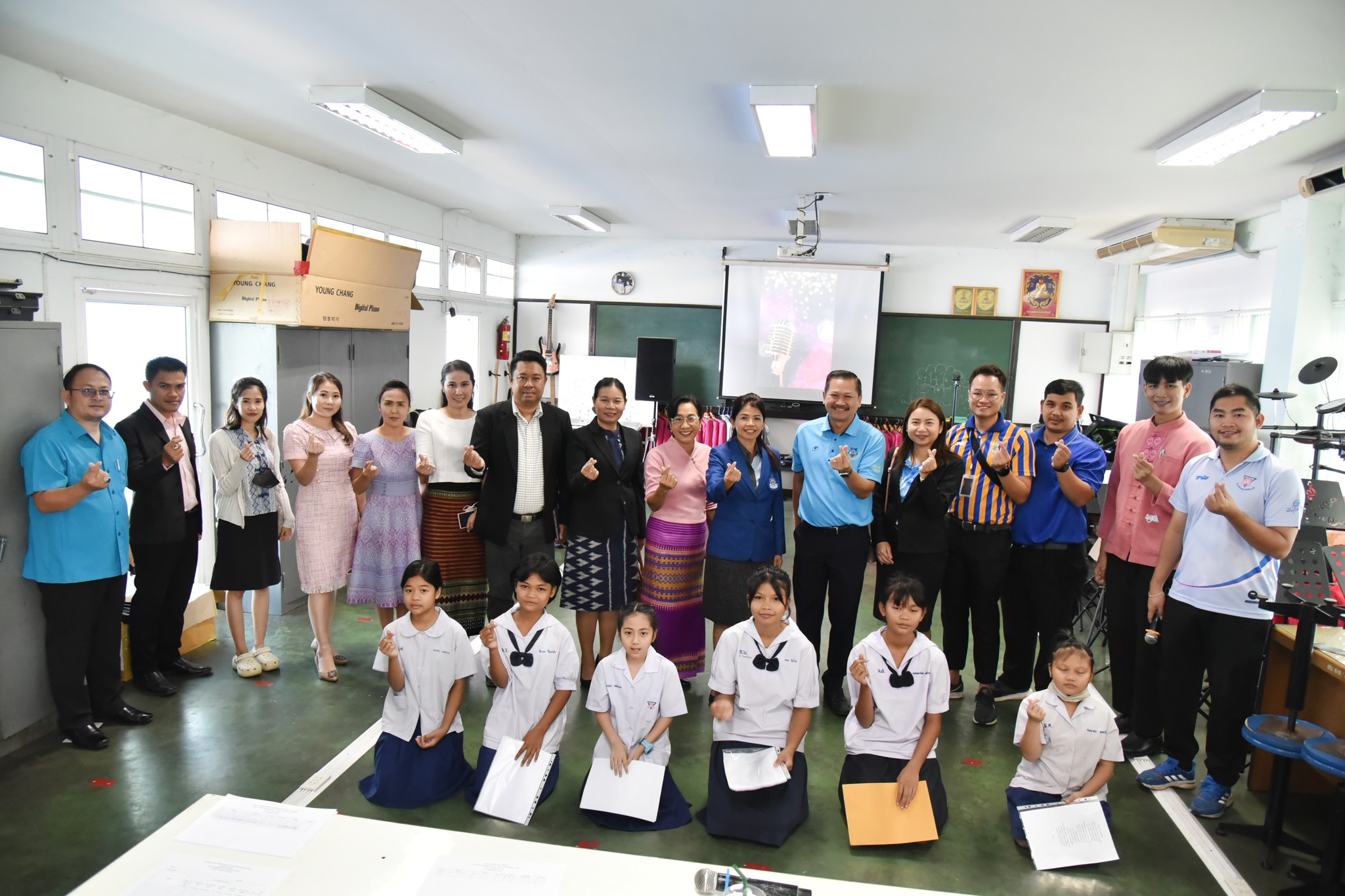 402155725_906757677738604_1140517966997166366_n